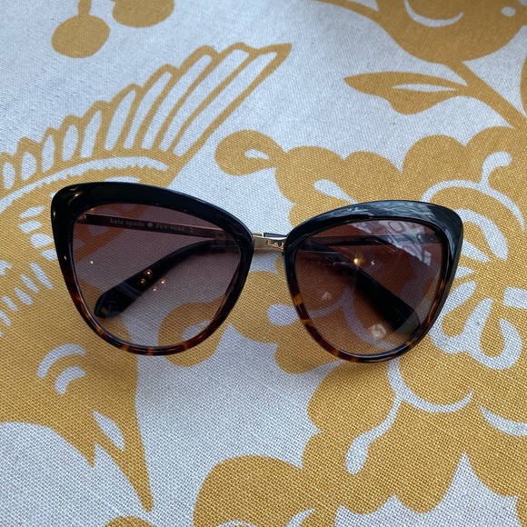 Kate spade cat eye sunglasses